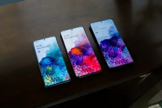 10 tính năng chỉ có trên Galaxy S20 của Samsung, iPhone của Apple thì không.