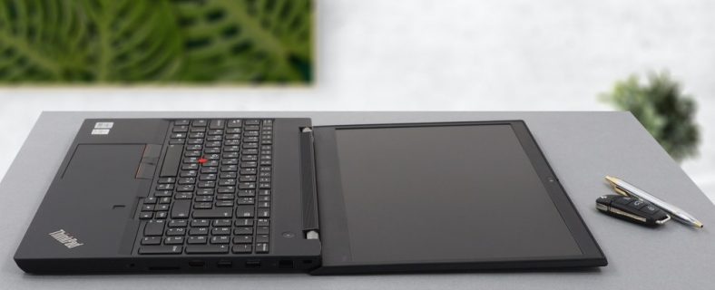Đánh giá Lenovo ThinkPad P15v: Laptop Lenovo Workstation mới